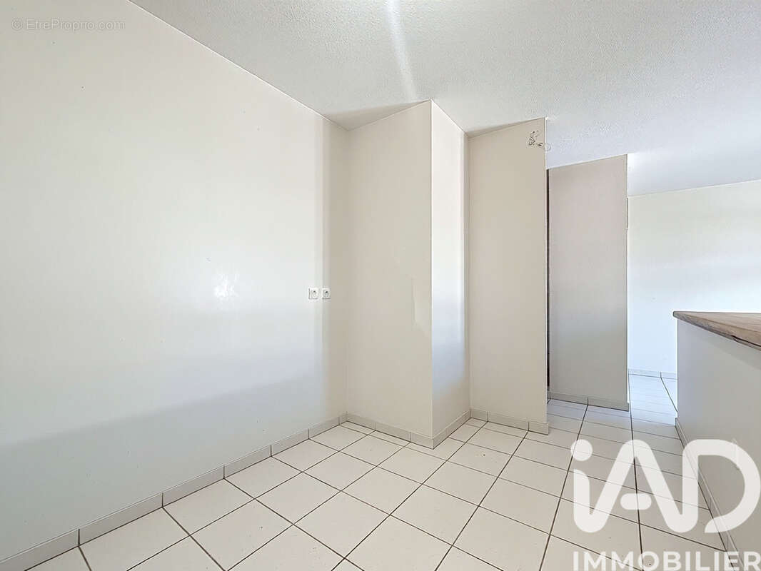 Photo 6 - Appartement à ALLONZIER-LA-CAILLE