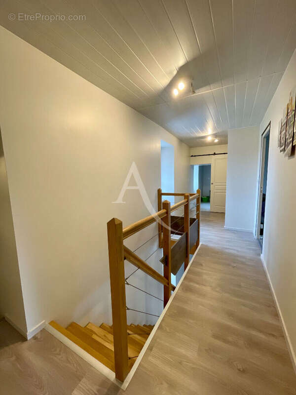Maison à SERIGNE