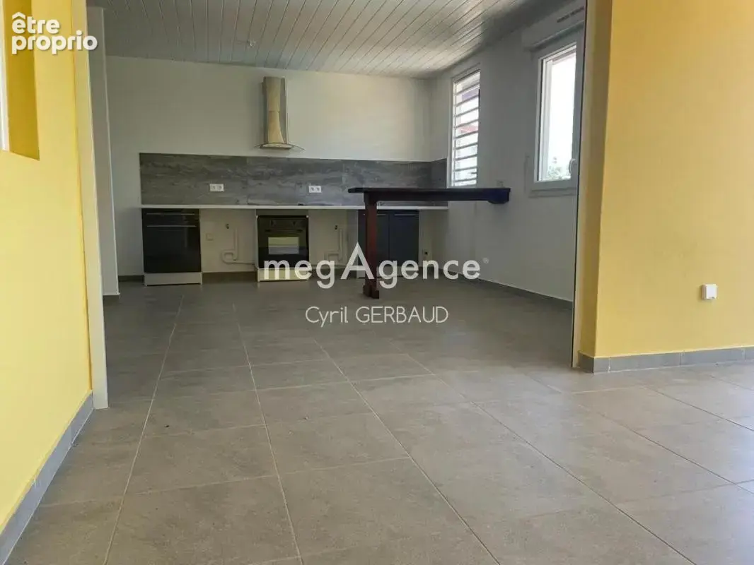 A vendre appartement T3 récent à Rémire-Montjoly, loué, dans une résidence sécurisée - photo 4