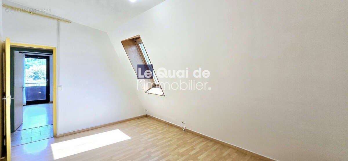 Appartement à POISAT