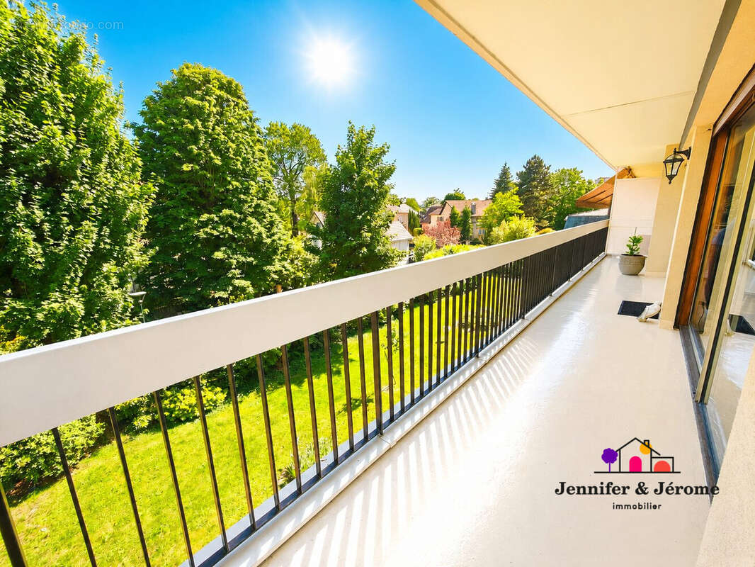 Appartement à ENGHIEN-LES-BAINS