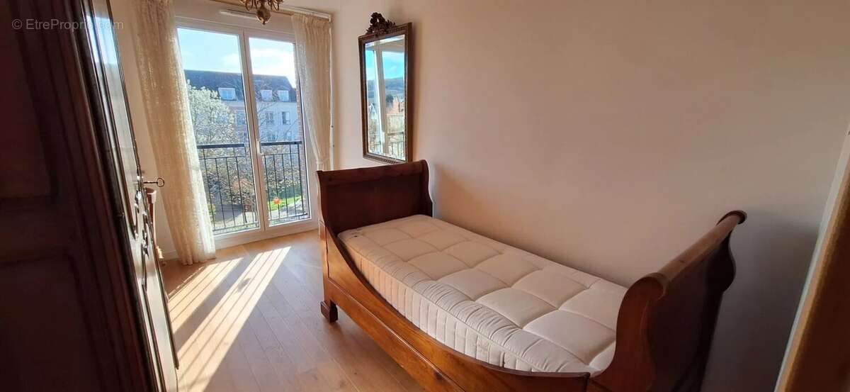 Appartement à CROISSY-SUR-SEINE