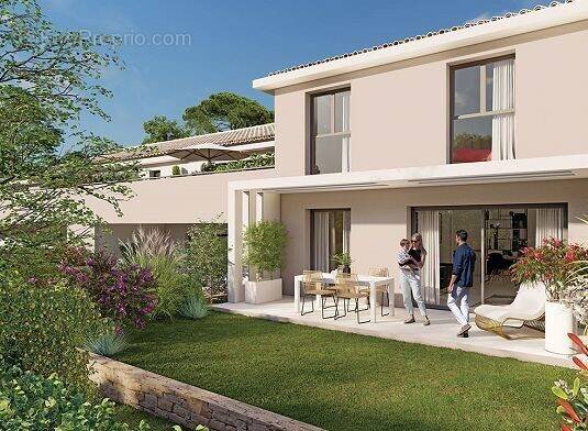 Appartement à SIX-FOURS-LES-PLAGES
