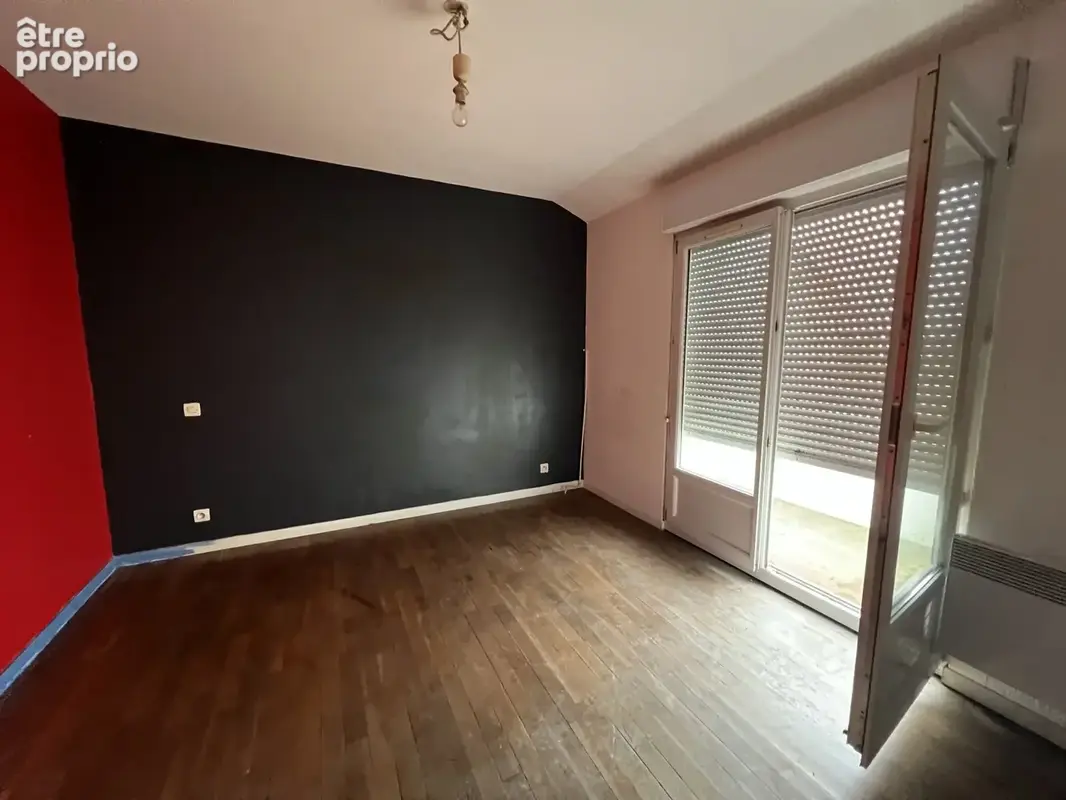 Appartement à rénover secteur Clémenceau avec balcon - photo 5