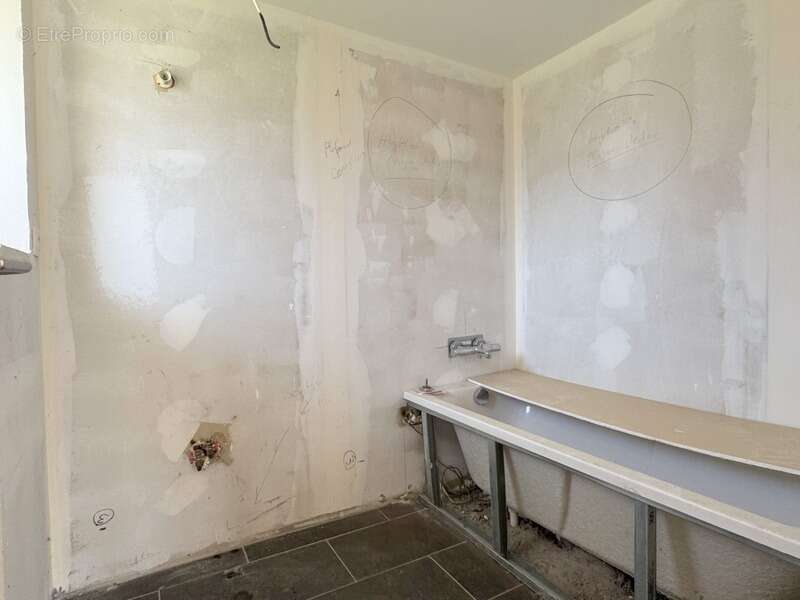 Maison à CIREY-SUR-VEZOUZE