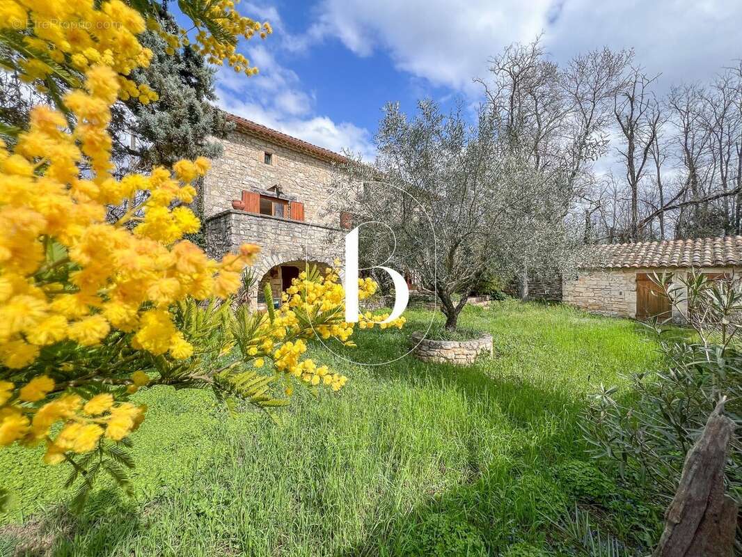 Maison à GOUDARGUES