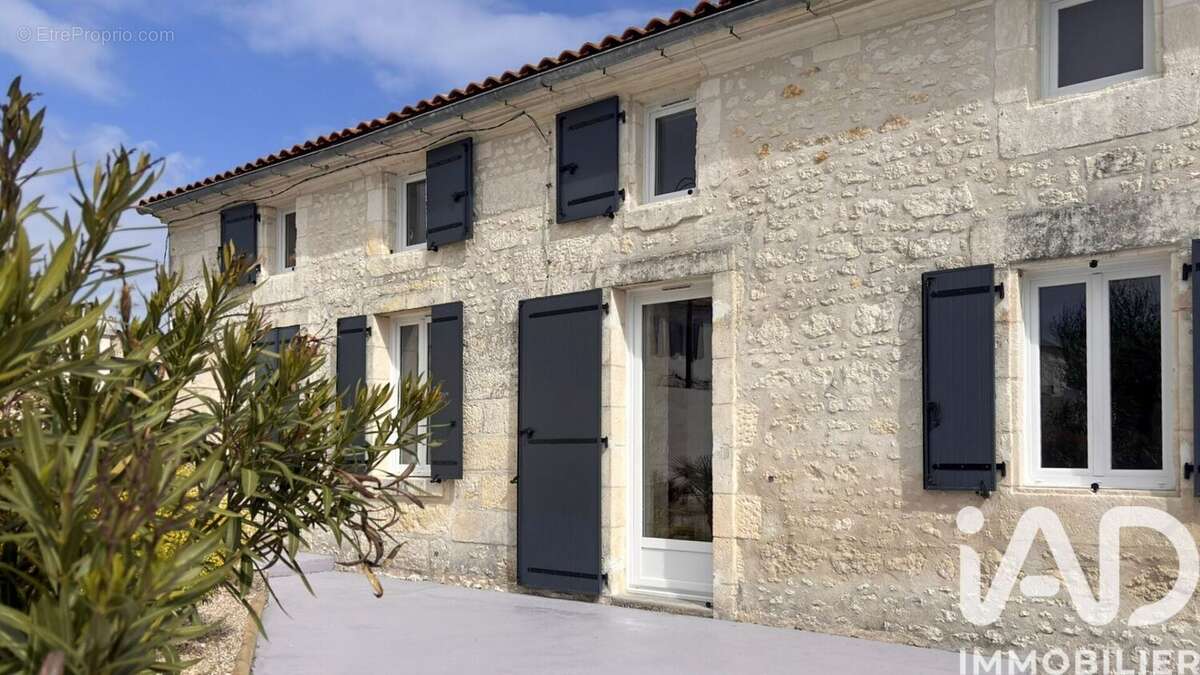 Photo 4 - Maison à LES GONDS