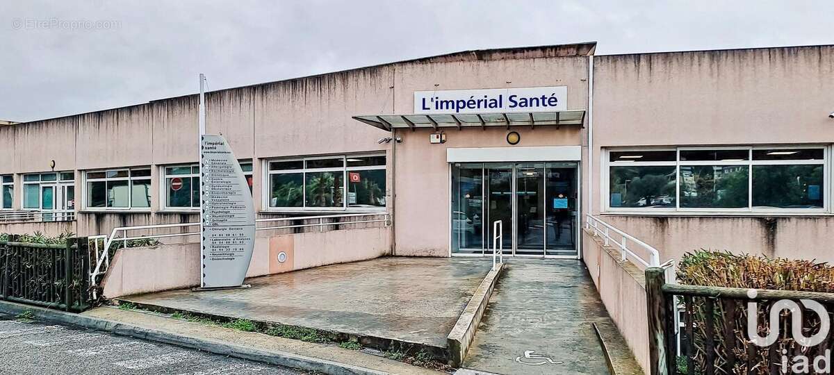 Photo 4 - Commerce à LA VALETTE-DU-VAR