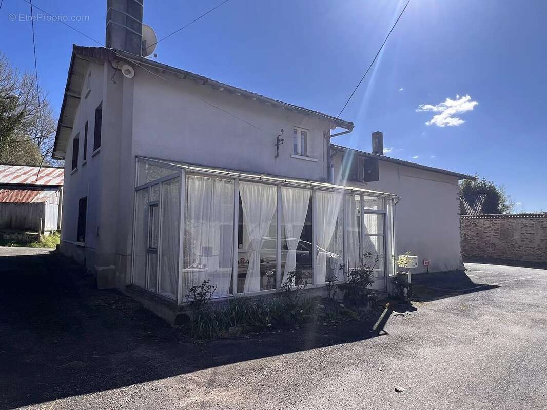 Maison à CUSSAC