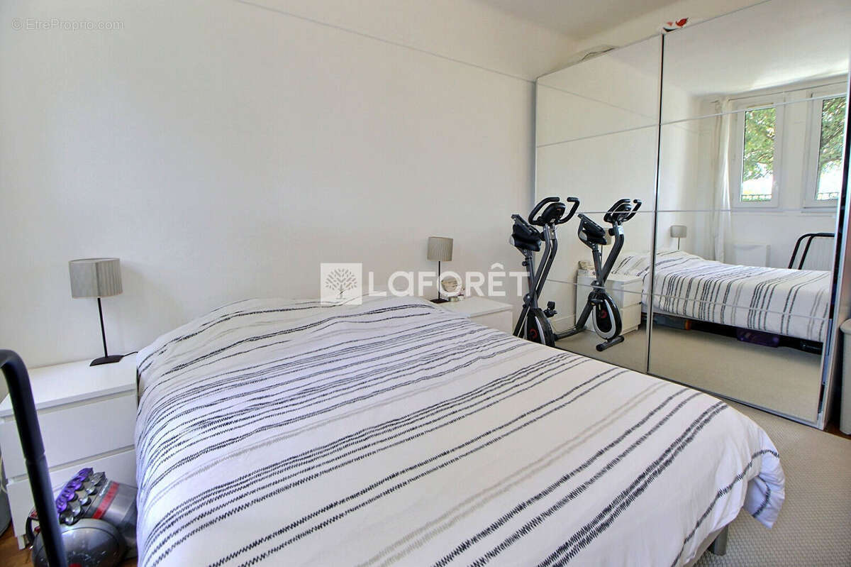 Appartement à SURESNES