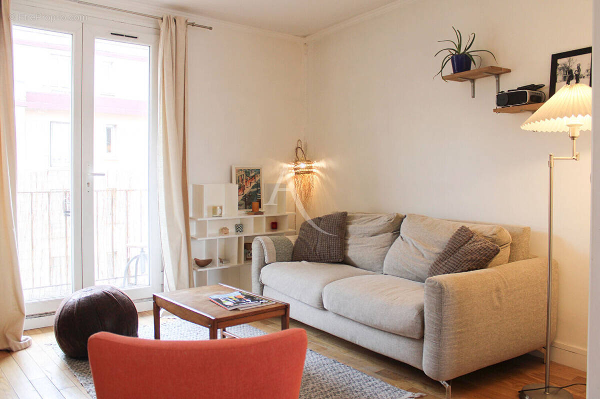 Appartement à AUBERVILLIERS