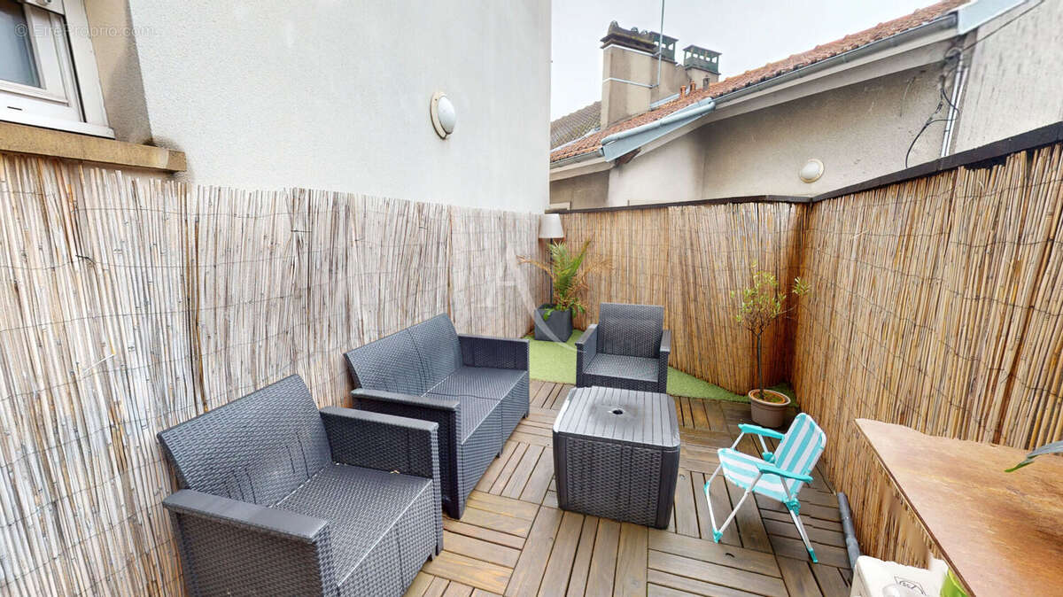 Appartement à CHILLY-MAZARIN