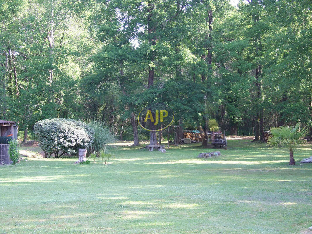 Maison à GRAYAN-ET-L'HOPITAL