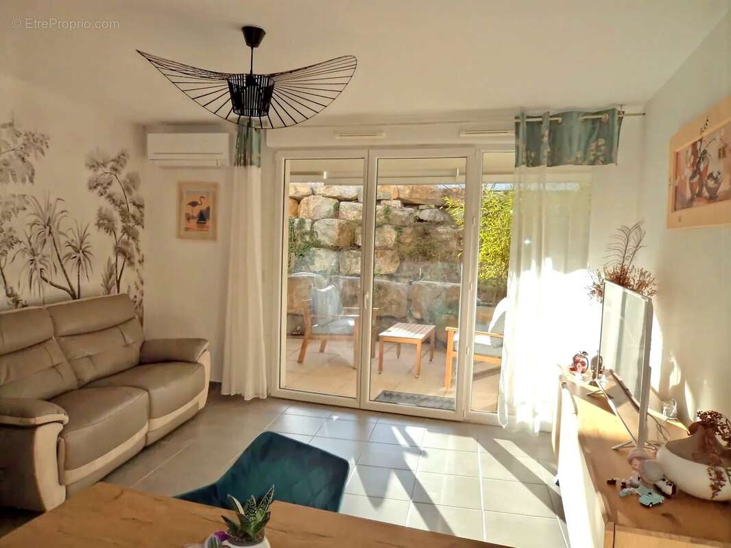 Appartement à LATTES