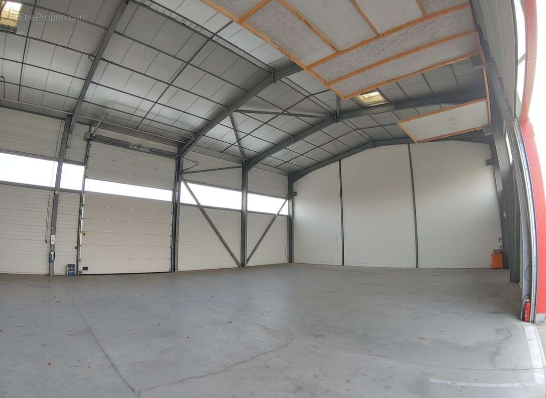 Atelier Pro 2006 + bureaux  - Rodez - photo 5