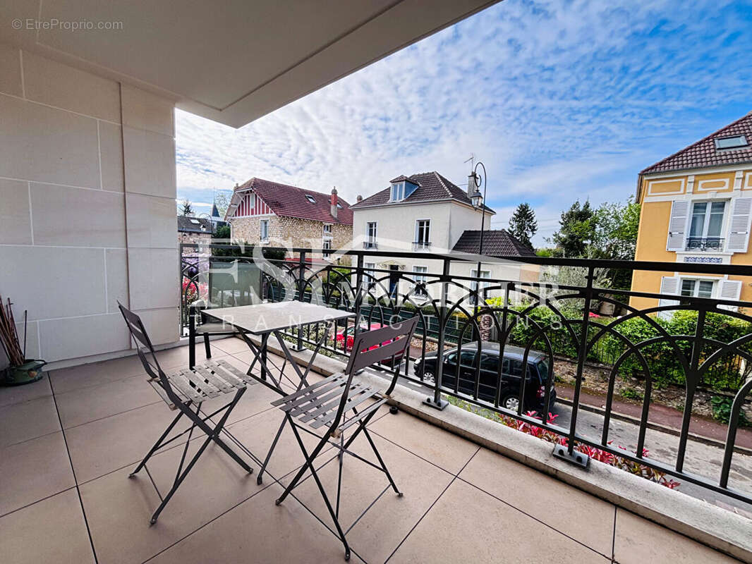 Appartement Saint Leu La Foret 3 pièces 63.65m² + PARKING - CENTRE-VILLE - photo 3