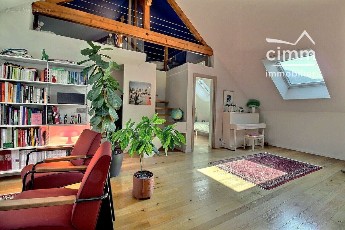 Appartement 93 m² à Sallanches  - photo 8
