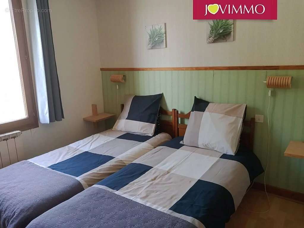 Commerce à LALIZOLLE