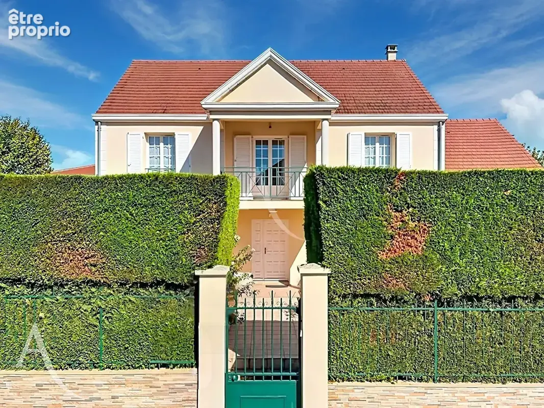 Maison à LEUVILLE-SUR-ORGE