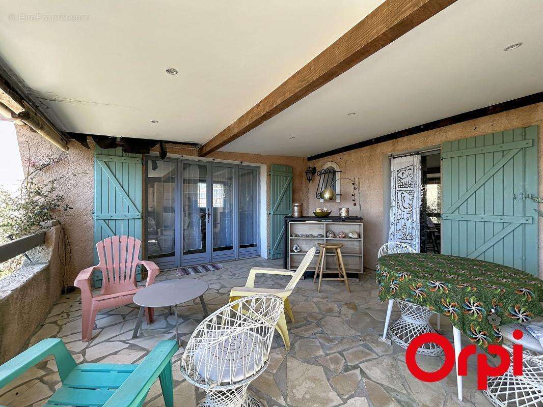 Maison à SIX-FOURS-LES-PLAGES