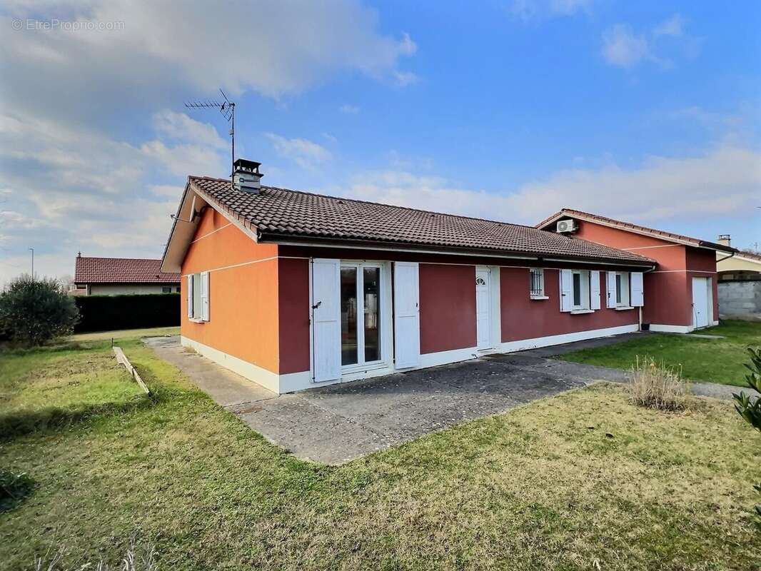 Maison à SAINT-SAUVEUR