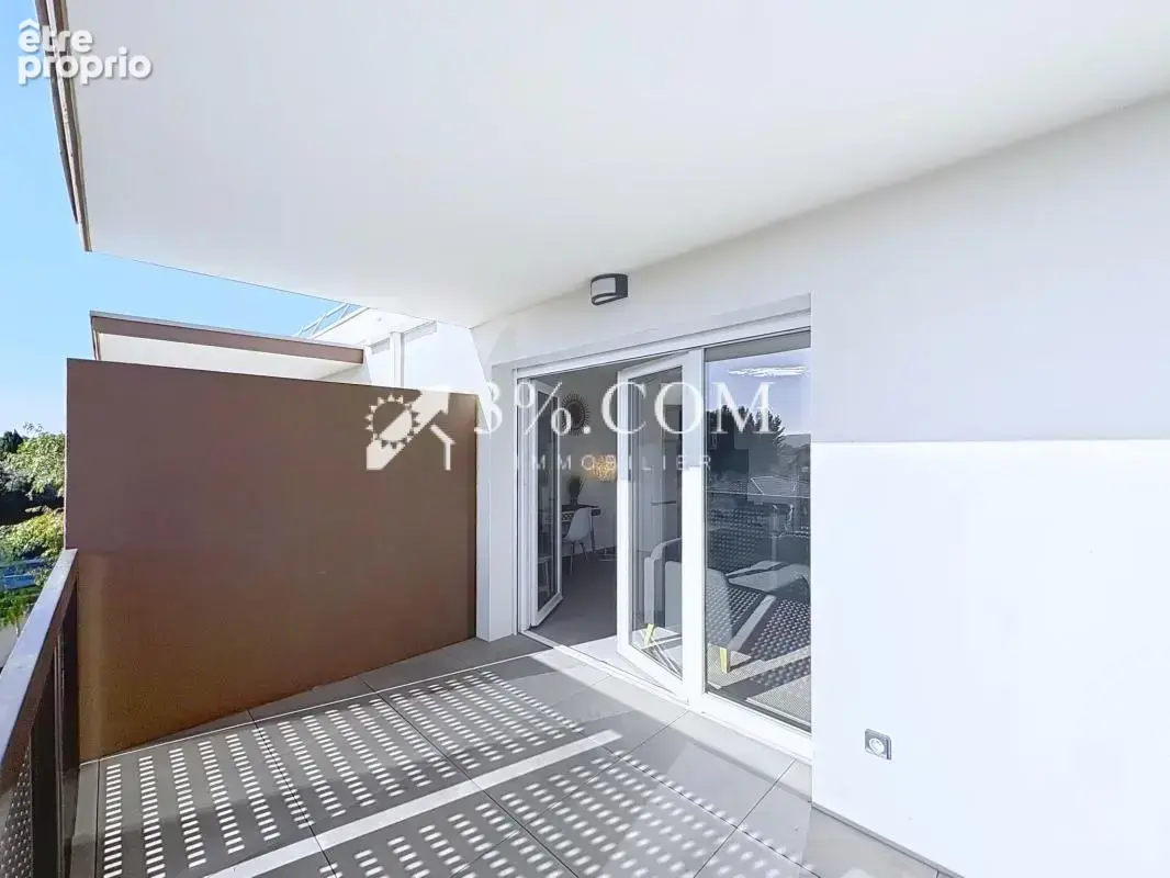 Appartement T2 moderne de 48 m2 avec terrasse et vue dégagée - photo 5