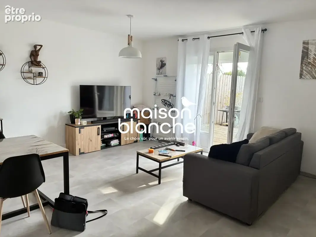 Maison 4 pièces 77 m² à vendre à Saint-Medard-De-Guizieres (33230) - photo 2