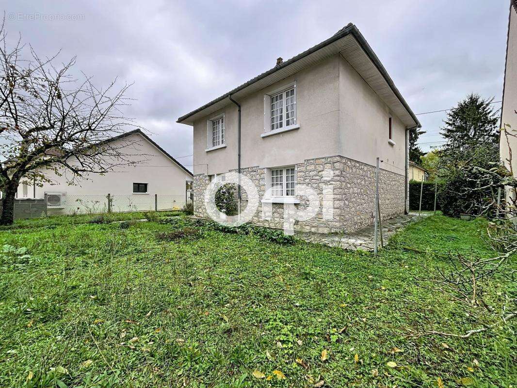 Maison à BRIVE-LA-GAILLARDE