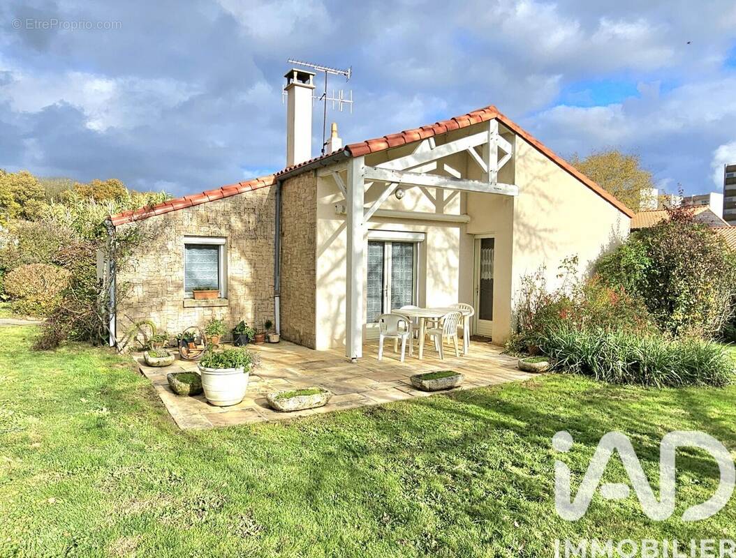 Photo 1 - Maison à LES HERBIERS