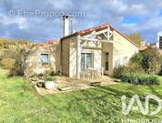 Photo 1 - Maison à LES HERBIERS