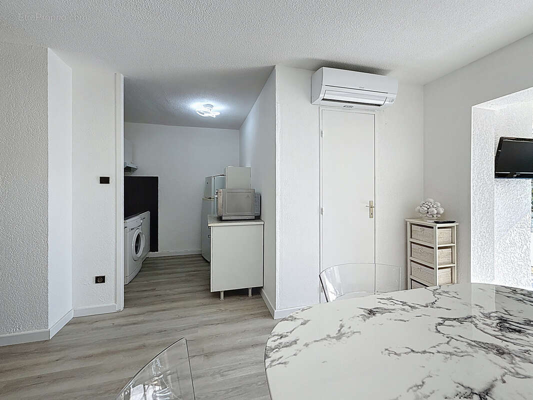 Appartement à SIX-FOURS-LES-PLAGES