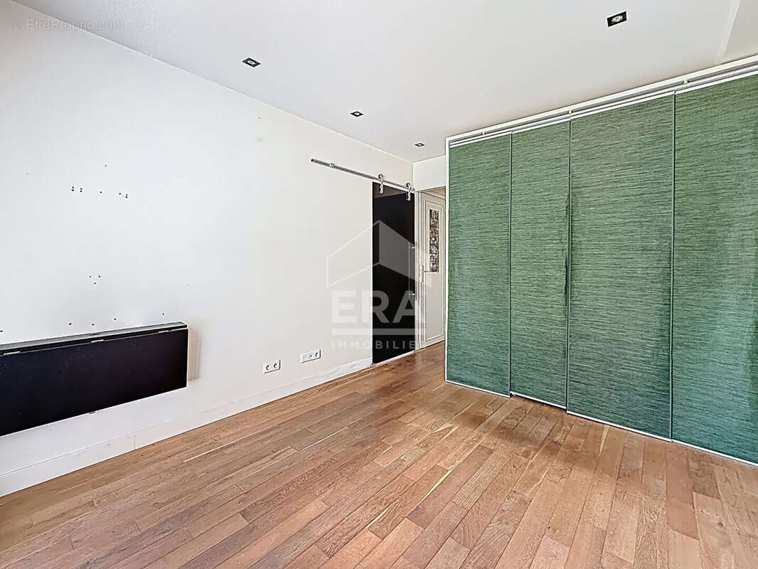 Appartement à PARIS-12E