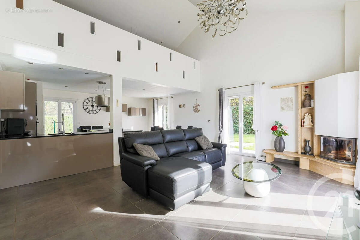 Maison à SAINT-MARTIN-D&#039;URIAGE