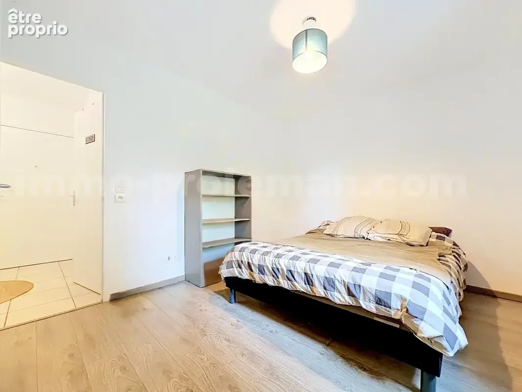 Appartement_T2_vetraz-Monthoux_CENTRE_secteur_calme_verdoyant_CEVA_frontière_SUISSE_Geneve_IMMOBILLIER_investissement_jardin_salon_cuisine_chambre_