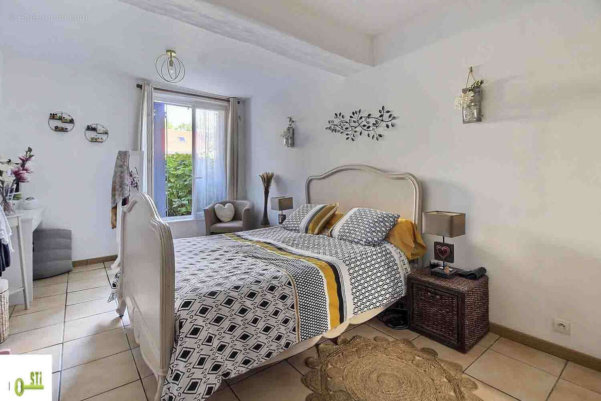 Photo 4 - Maison à CHAMPIGNELLES