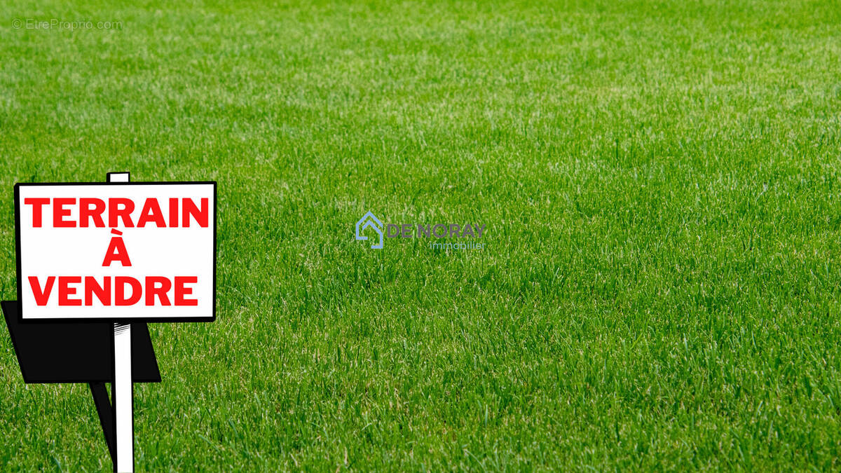 Terrain à VEIGNE
