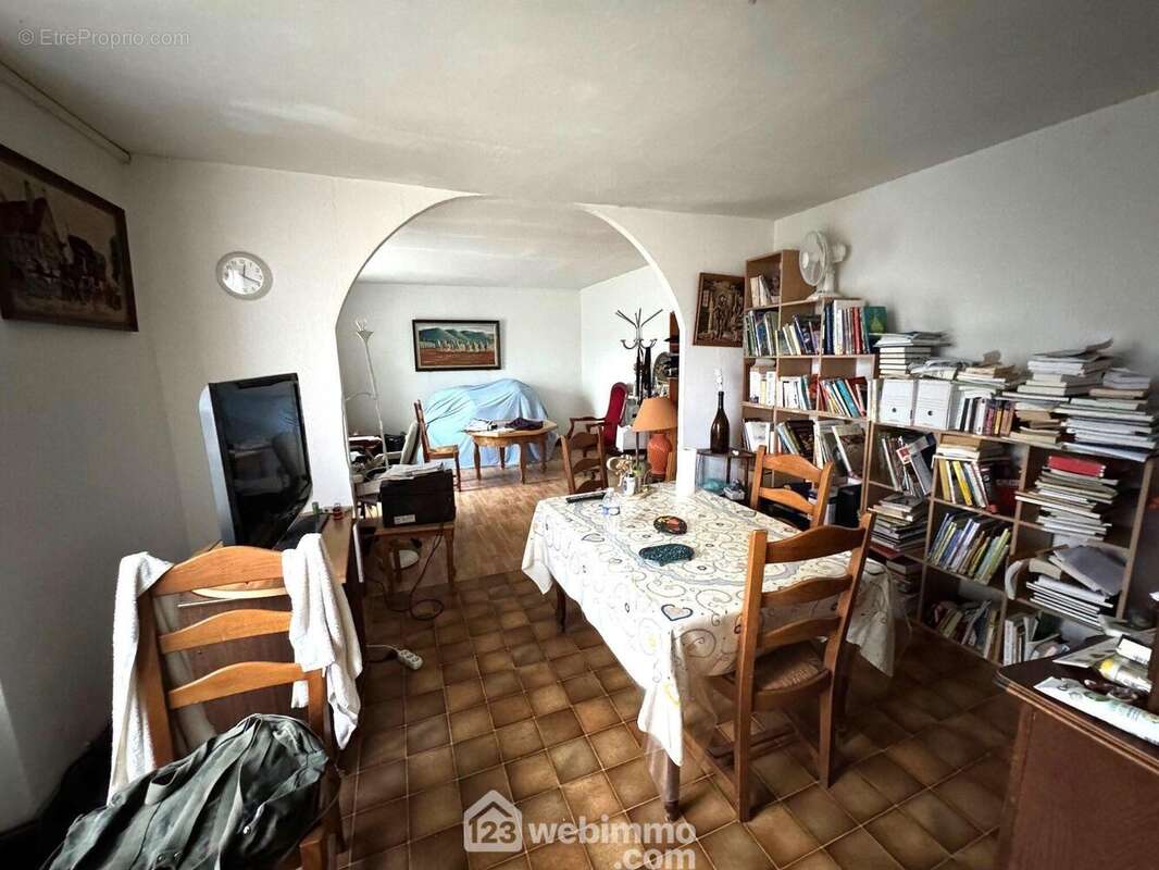 rentrons et découvrons le séjour - Maison à LISSES