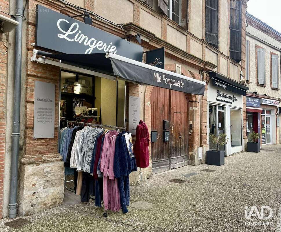 Photo 5 - Commerce à L'ISLE-JOURDAIN