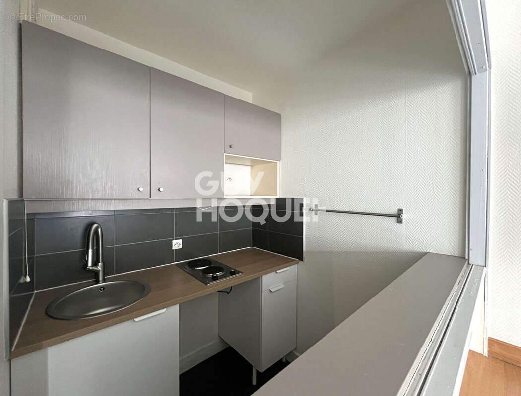 Appartement à COURBEVOIE