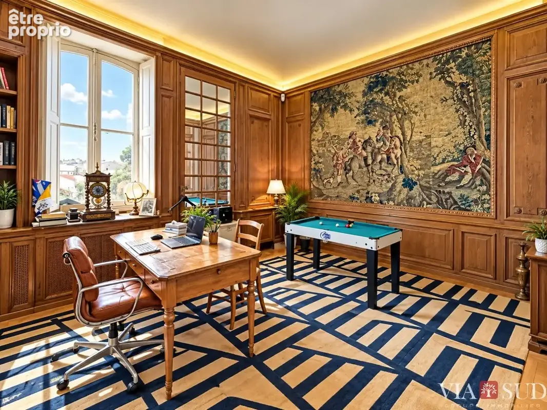 Béziers  Maison de maître de 307 m² avec piscine intérieure, garage et terrasses arborées. - photo 2