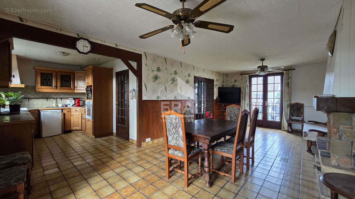 Maison à VIRY-CHATILLON