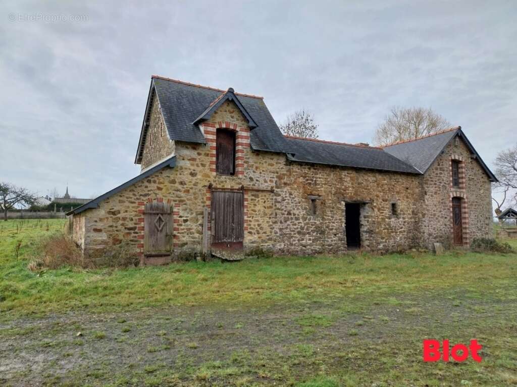 Maison à LAUNAY-VILLIERS