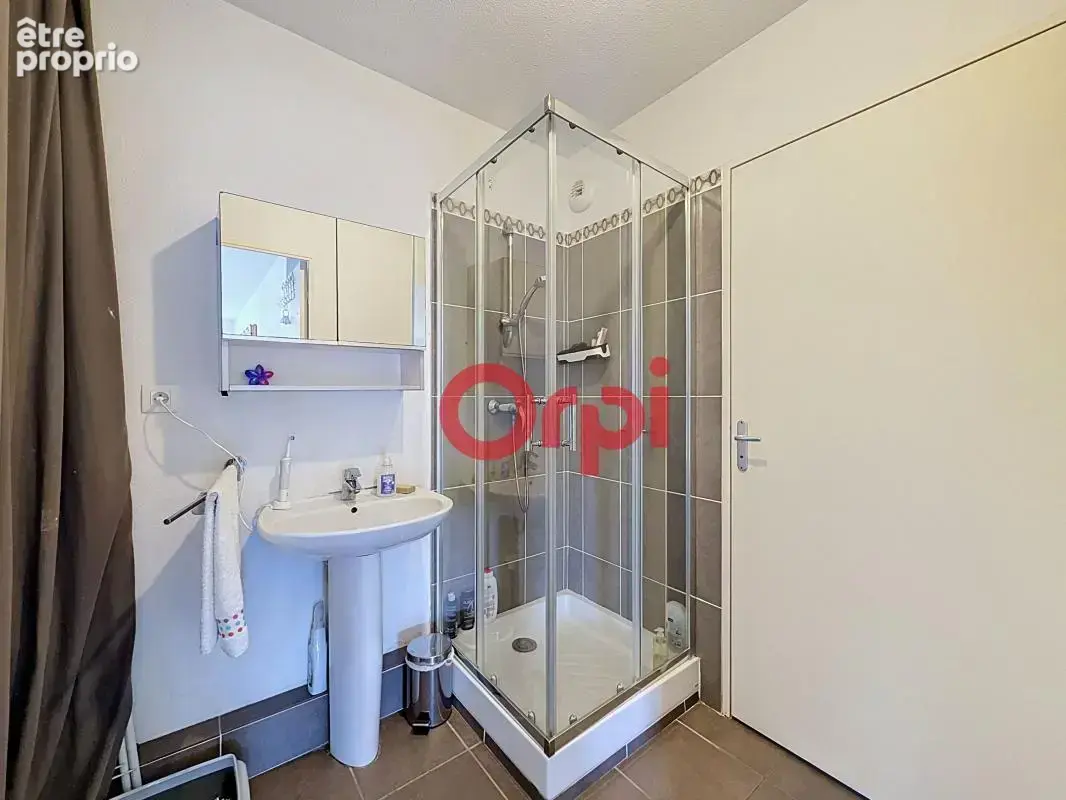 Appartement À Vendre T2 41 m2 - La Seyne-sur-Mer - garage - photo 5