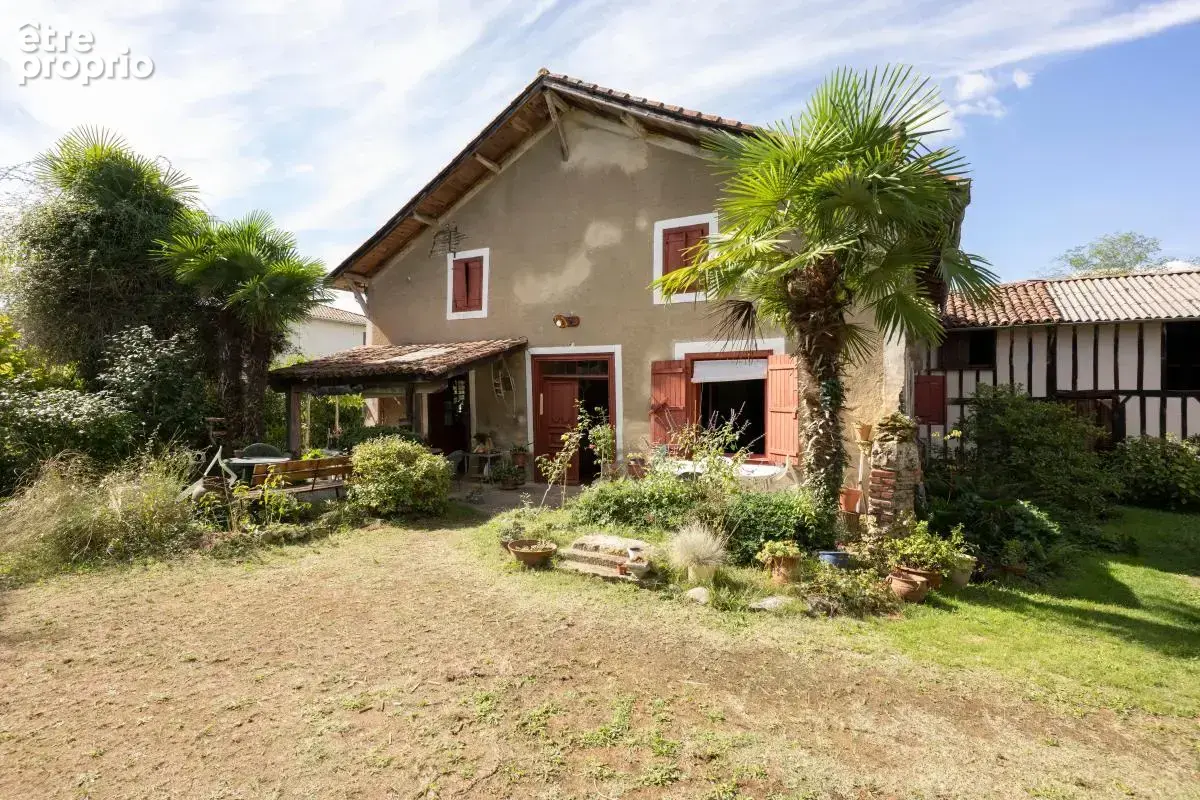 Photo Maison à Le Vignau au prix de 145 000€