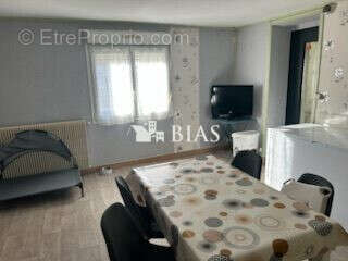 Commerce à SAINT-PIERRE-LES-ELBEUF