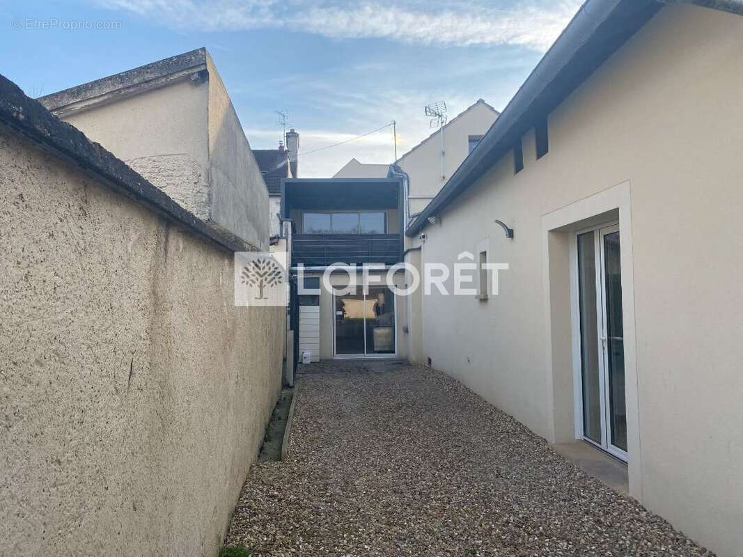 Appartement à ROSNY-SUR-SEINE