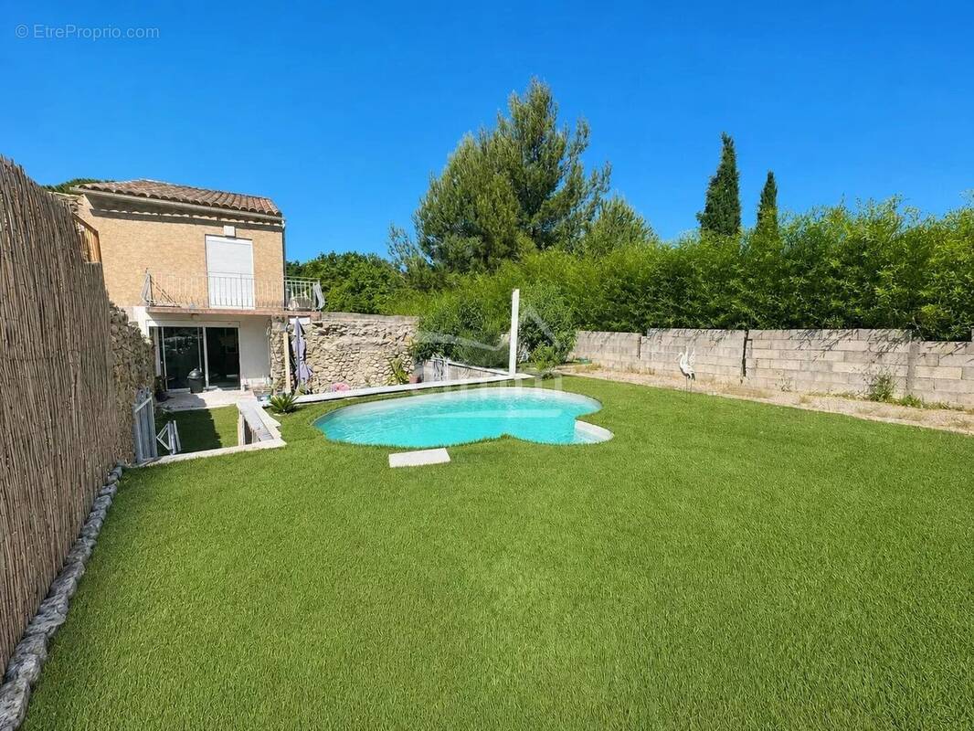 Maison à CHATEAU-ARNOUX-SAINT-AUBAN