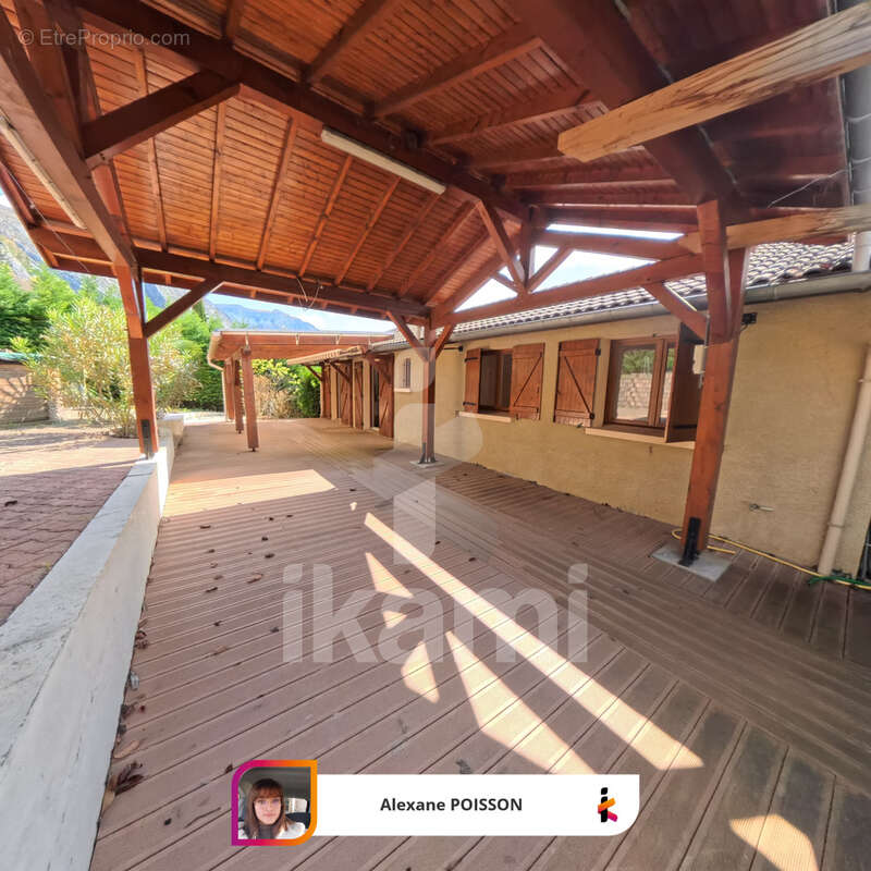 Maison à PONT-EN-ROYANS