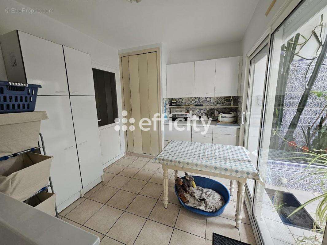 Maison à SAINTE-MARIE-DE-RE