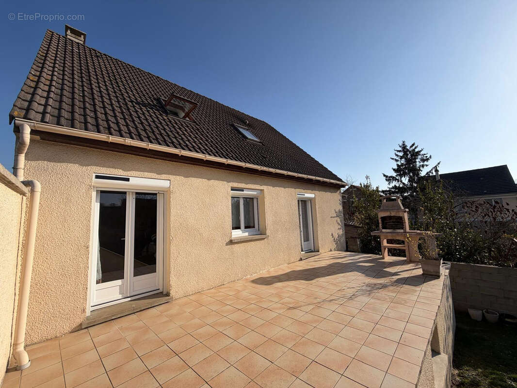 Maison à MITRY-MORY